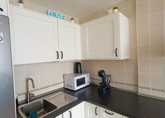 Waves アパート コラレホ