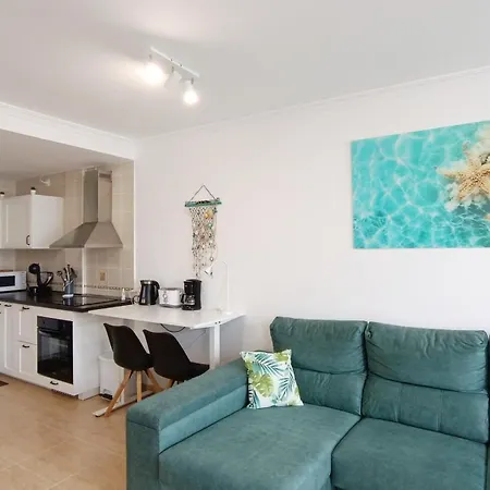 Apartment Waves
