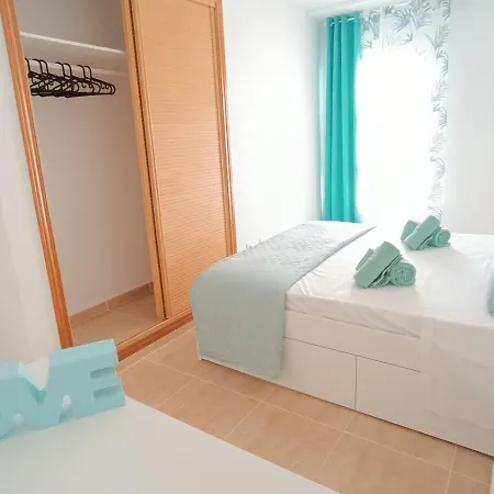 Waves * קורלחו